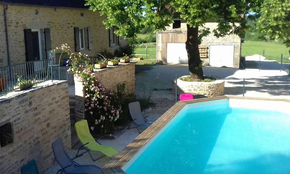 Coteaux Perigourdins Cottage | Perigord house with heated pool and WiFi