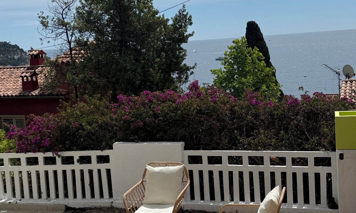 Eze House | Petite Eze