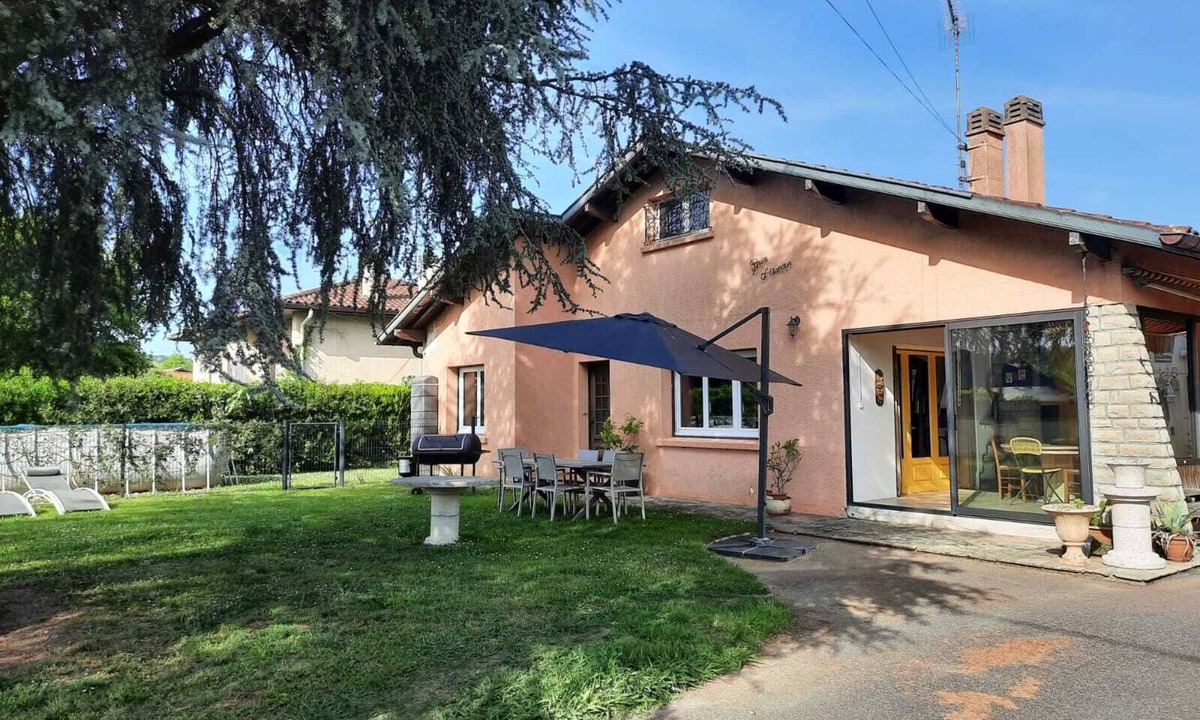 Peyrehorade House | Pleasant house with veranda, garden and swimming pool