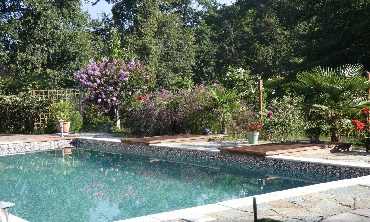 Carcen-Ponson House | Quietness by the pool