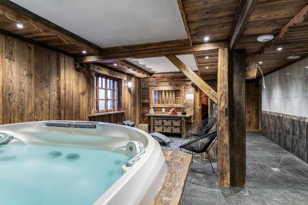 Le Praz Ski Chalet | Résidence Etagne - Chalets pour 13 Personnes 494
