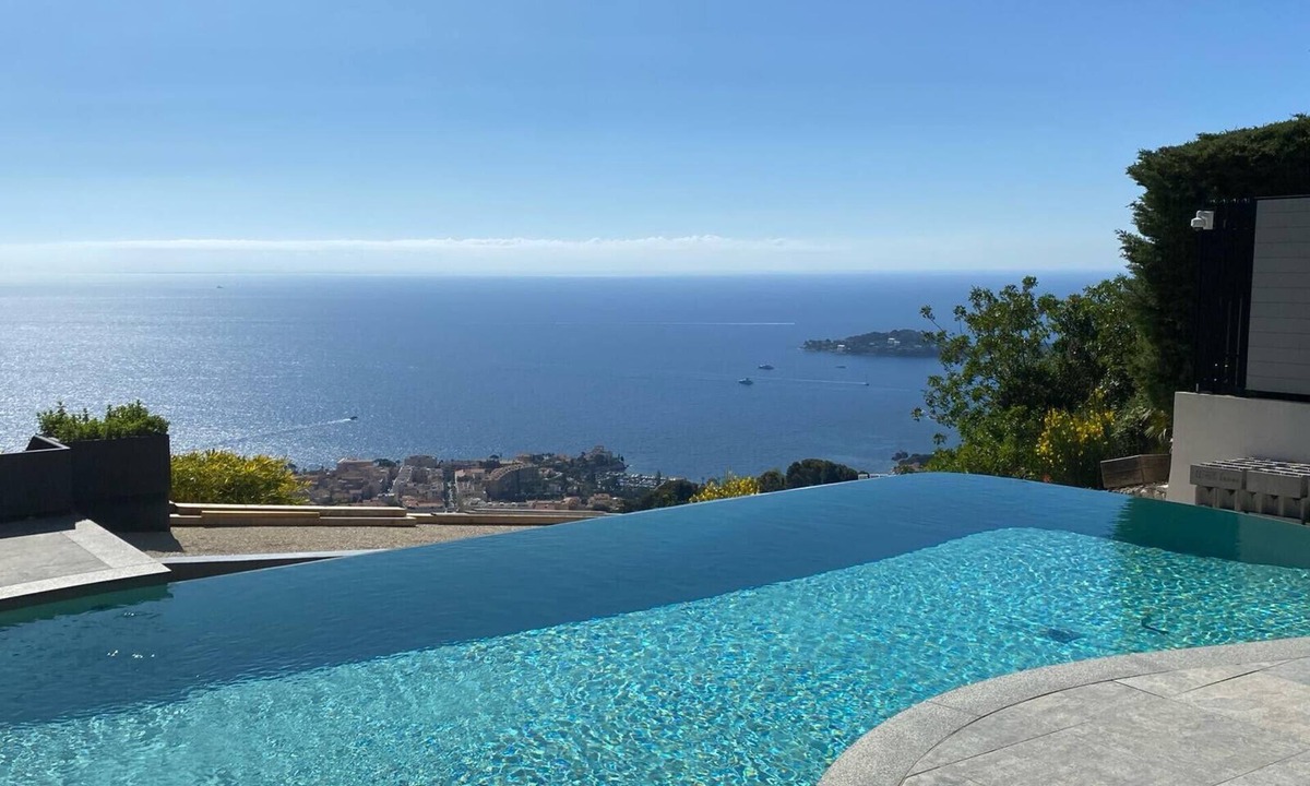 Villefranche-sur-Mer Villa | Ref Maison Bleu by Palmes d or properties