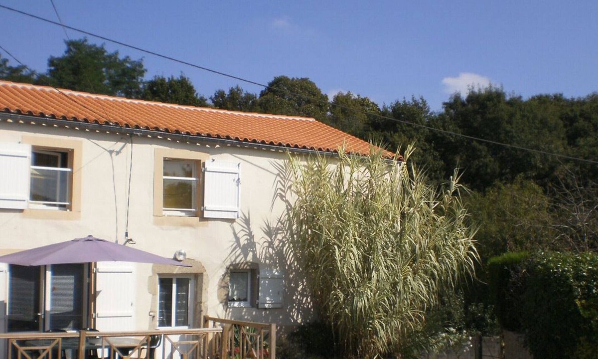 La Gaubretiere Cottage | Renovated old house with terraces, up to 6 people, La Gaubretière