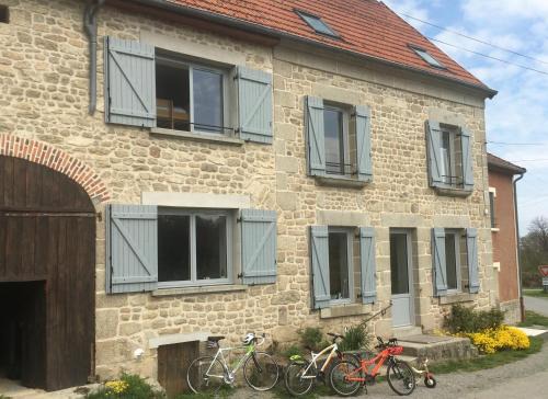 Champagnat Hostel | Roue d'escampette Gîte d'étape et cycliste - Village vacances pour tous