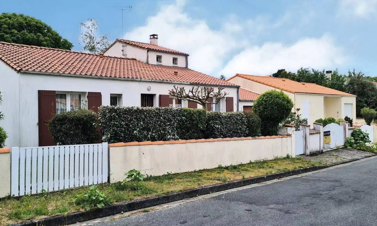 Saint-Georges-de-Didonne Villa | Saint Georges de Didonne - QUIET HOUSE with enclosed garden - NEAR SHOPPING AREAS