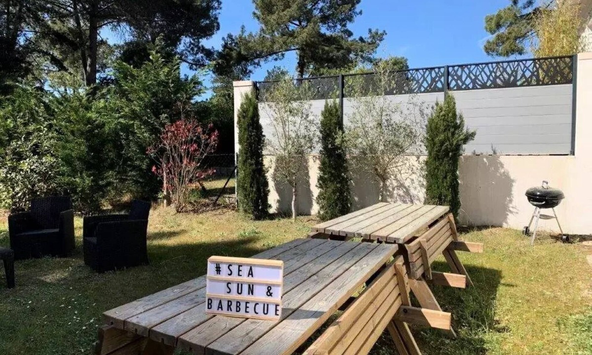 Saint-Georges-de-Didonne Villa | Saint Georges de Didonne - SPACIOUS HOUSE in the heart of the PINS - THE BEST!