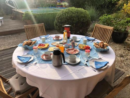Pons Bed & Breakfast | Saint James House
