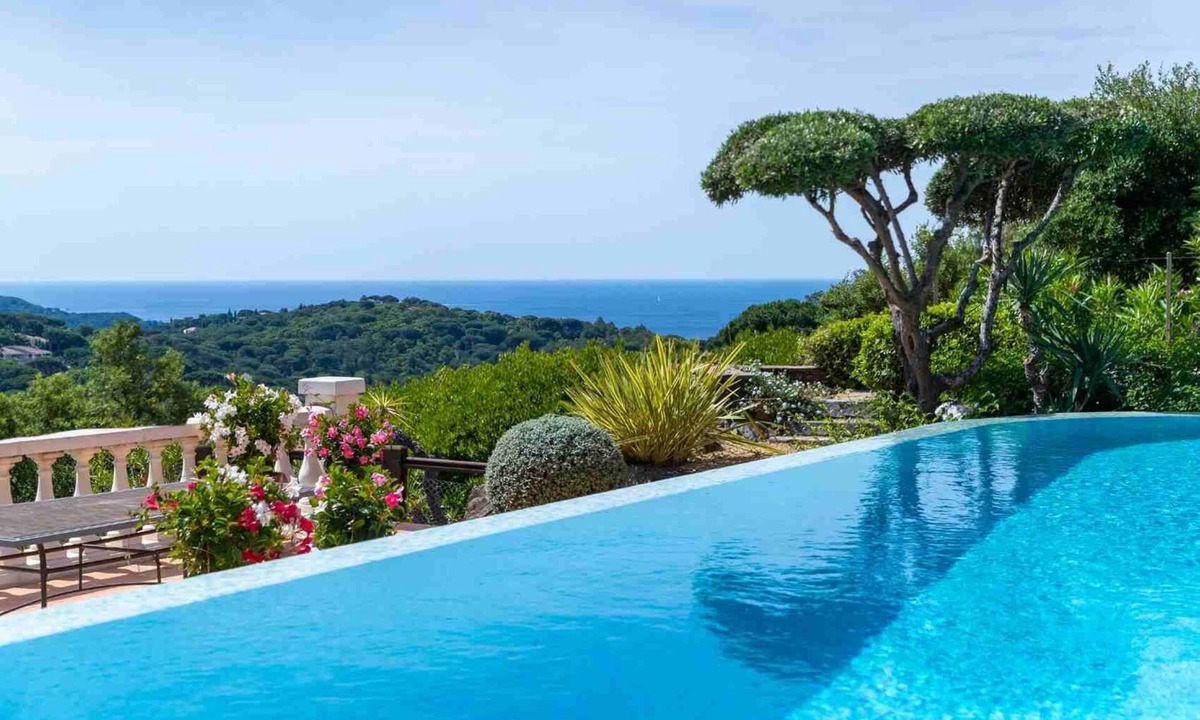 La Croix-Valmer Villa | Saint-Tropez peninsula Villa rental with breathtaking view