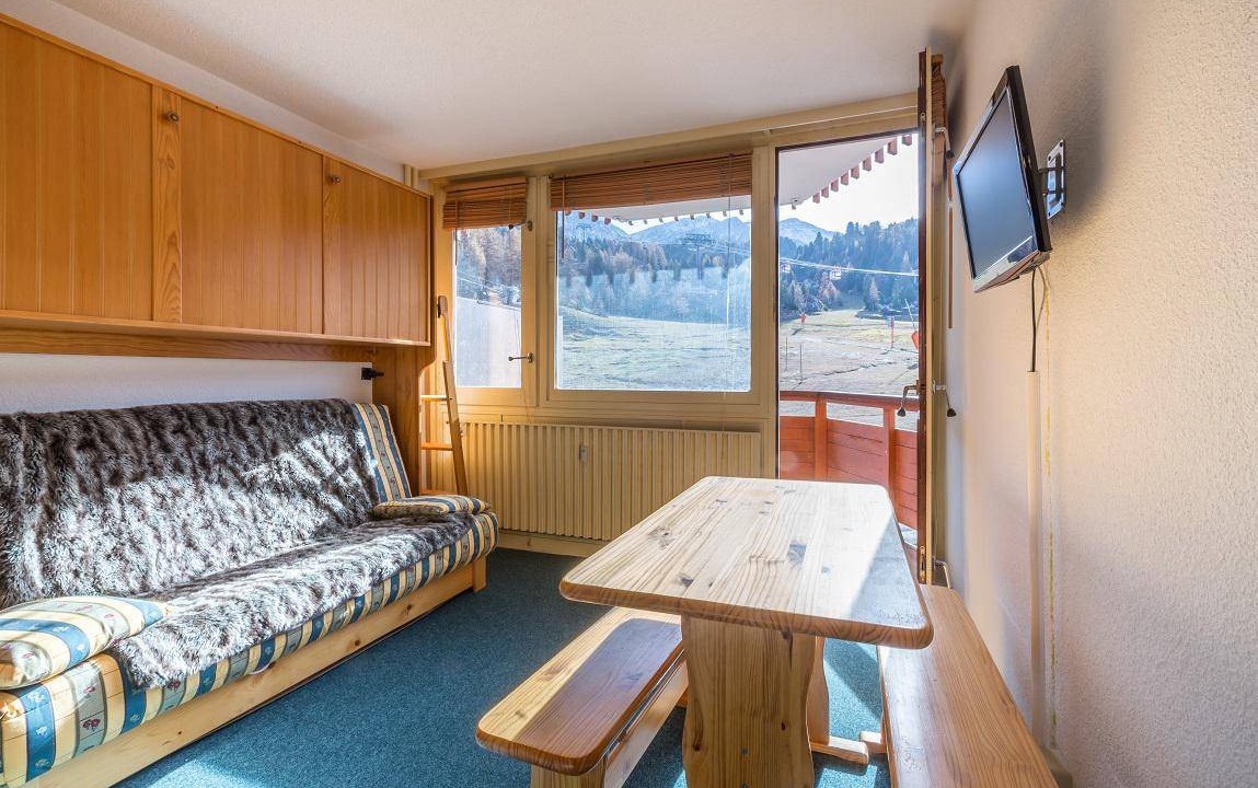 Plagne Centre Apartment | Ski-in/ski-out & foot of the slopes, 1st floor, view ski slopes, balcony, tv, ski locker, 19m²