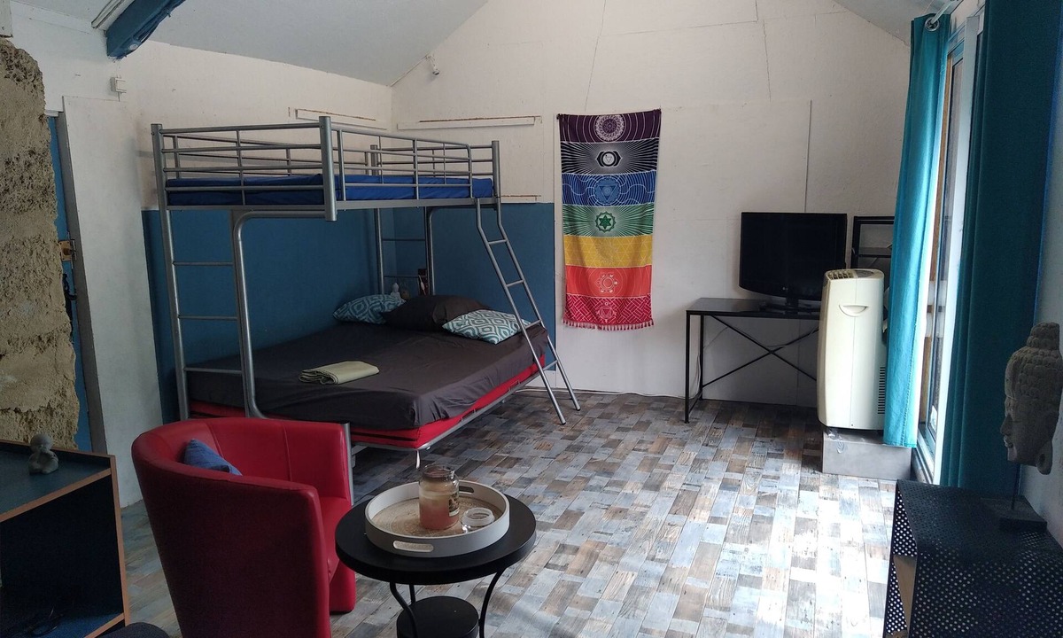 Terranjou House | Small authentic house right next to hiking trails.