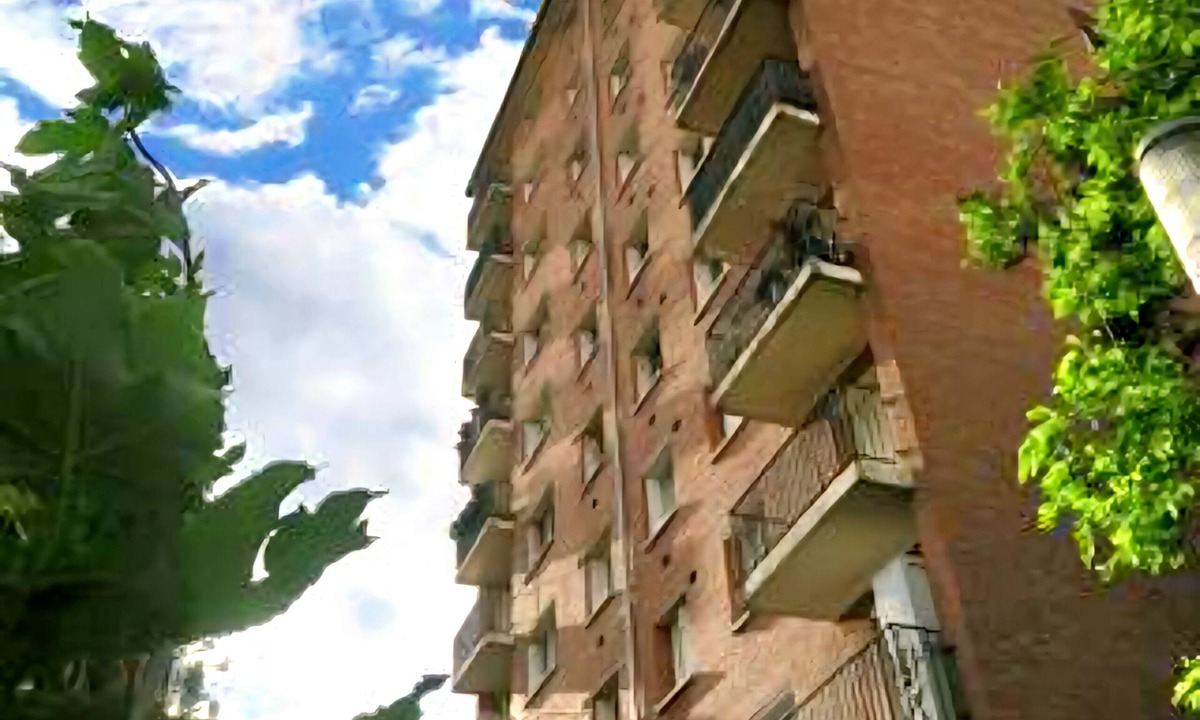 Le Pre-Saint-Gervais Apartment | Small village ambiance apartment 1km to Paris