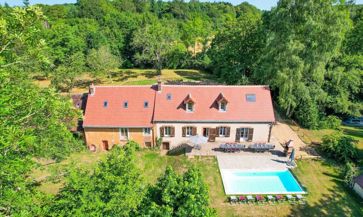 Beaumont-les-Autels Villa | So Villa Moulin du Vinet (28) - Heated pool - Basketball - 1h30 Paris - 26p.