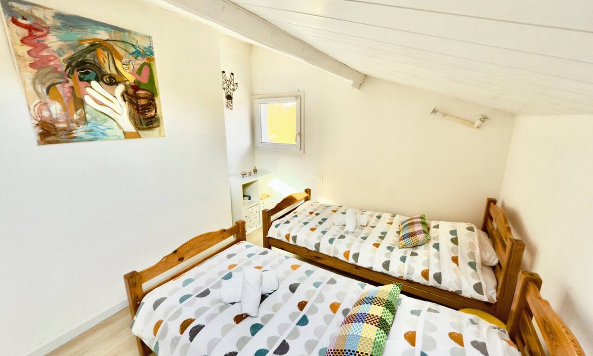 Boucau Villa | Spacious 6-bedroom villa in Boucau with heated pool, private spa & outside bar.