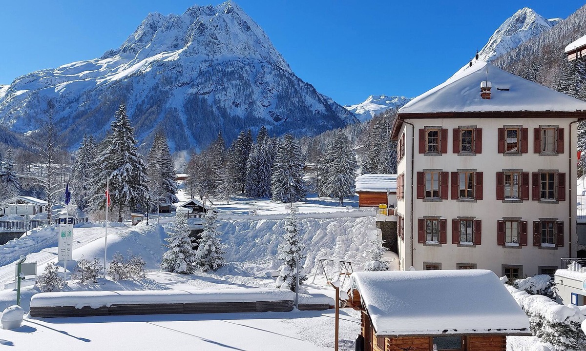 Vallorcine Apartment | Spacious duplex with pool - Sleeps 5–6 - Chamonix Mont-Blanc - Vallorcine (74)