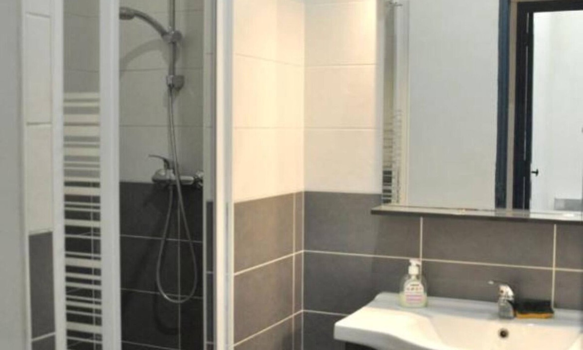 6th Arrondissement Apartment | Spacious T4 apartment with private courtyard