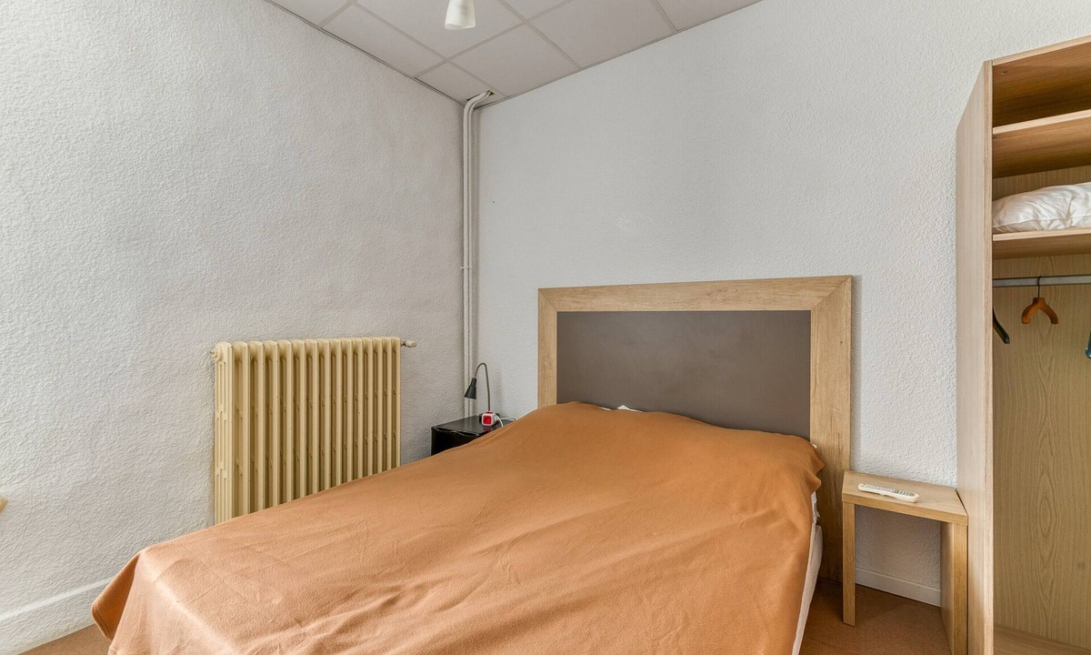 Arvillard Apartment | Studio '111' with shared pool, shared terrace and Wi-Fi