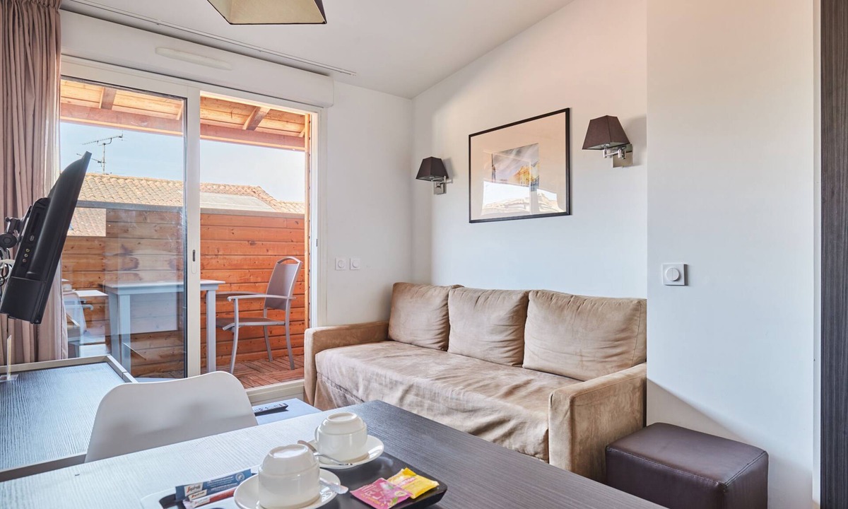 Saint - Aubin - Dupuy Apartment | Studio avec balcon à quelques min du centre