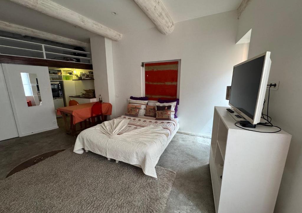 Old Town Apartment | Studio Cosy Saint Tropez Centre