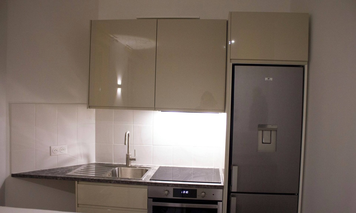 Chatillon Apartment | Studio d'art et de lumière