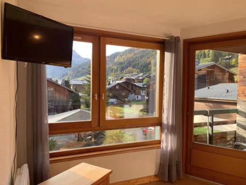 Morzine Apartment | Studio ensoleillé à Morzine avec tennis proche village - FR-1-679-1