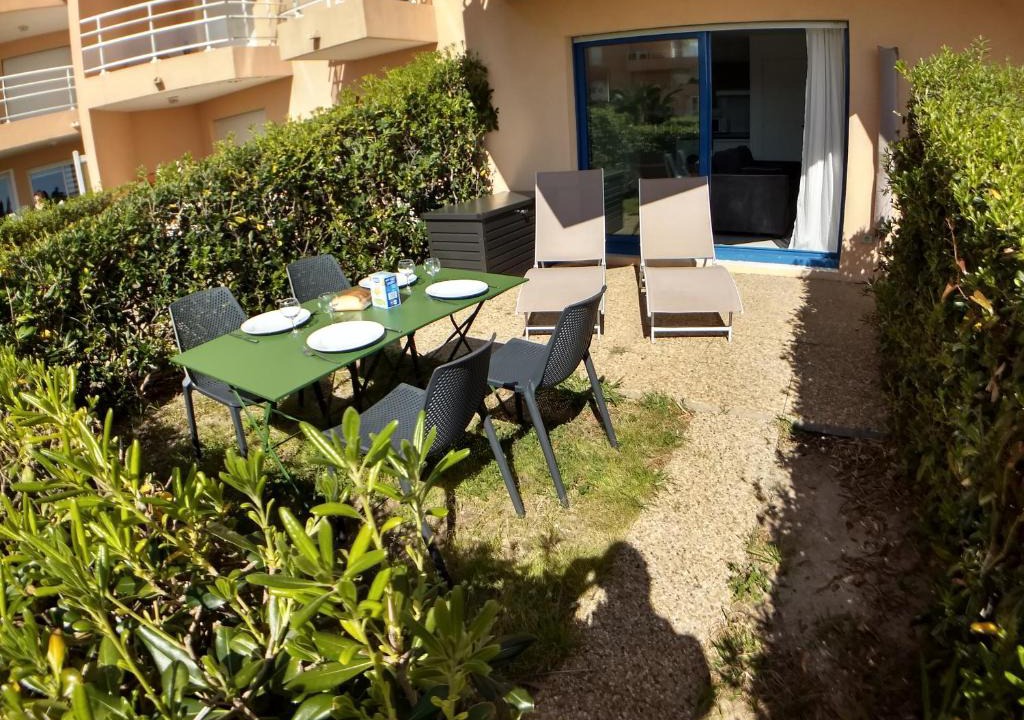 Le Trayas Apartment | STUDIO REZ DE JARDIN CAP NEREE