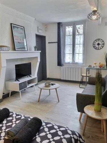 Cognac Apartment | Studio ZEN Tout Confort Proche Hyper-Centre