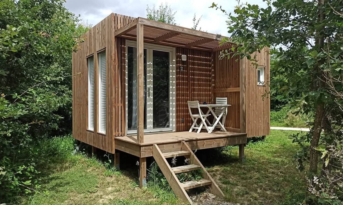 Dunes Ski Chalet | Studnature Dunes D - Quiet garden with trees