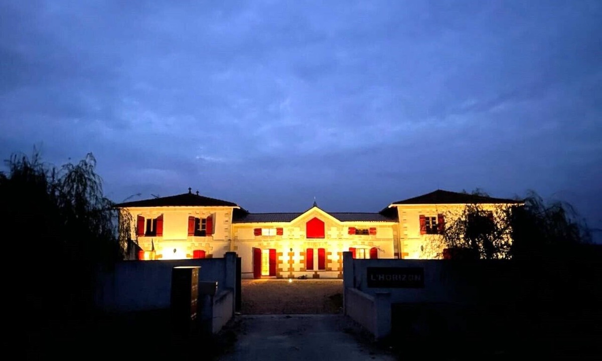 Saint-Sorlin-de-Conac House | Stunning 12-hectare estate