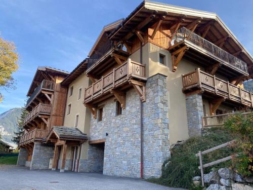 Le Praz Apartment | Superbe appartement à Courchevel Le Praz, proche des pistes, avec parking et wifi - FR-1-568-5