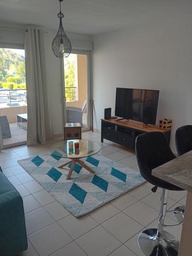 Cuers Apartment | Superbe appartement T2