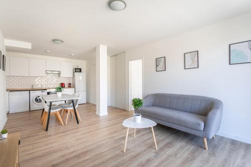 Menpenti Apartment | Superbe T4 Lumineux Clim Balcon Centre