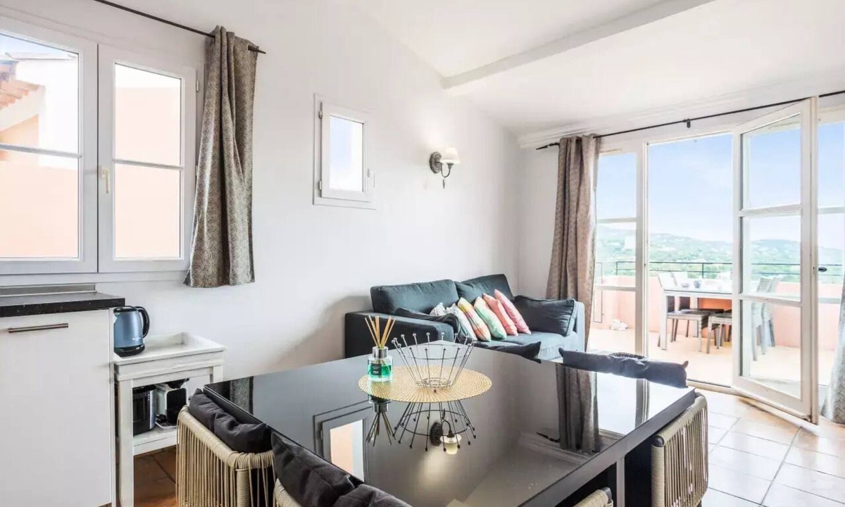 Les Restanques Apartment | The Bastides in the Restanques of the Gulf of St Tropez - maeva Home - 3-room bastide for 6 people with splendid sea view - Prestige - Super Home