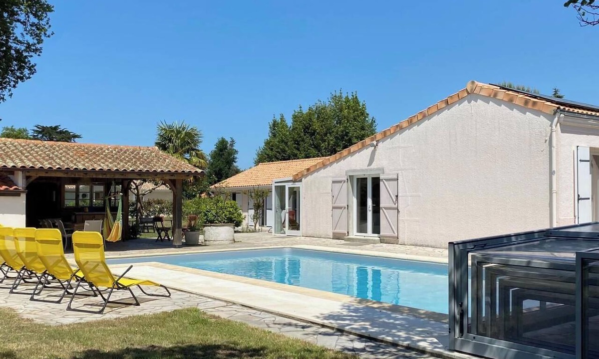 Vensac House | The Great Oak - VENSAC