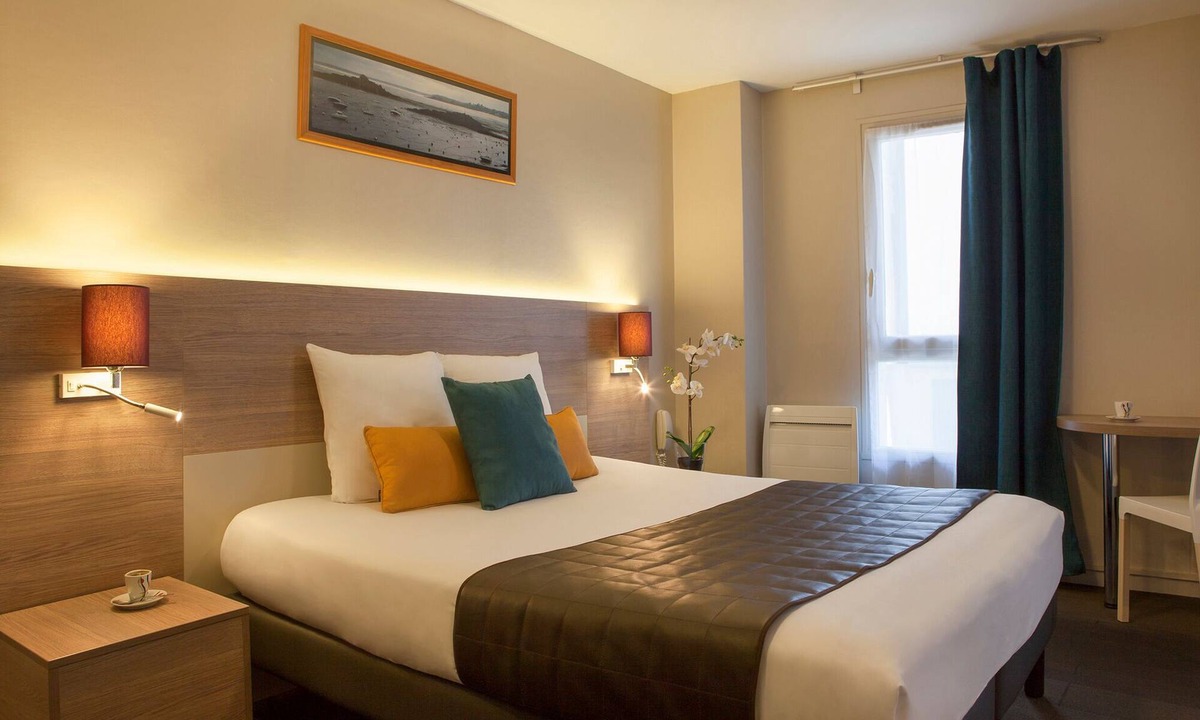 Richebourg - Saint-Clement Hotel | The Originals City, Hôtel Novella Nantes Centre Gare