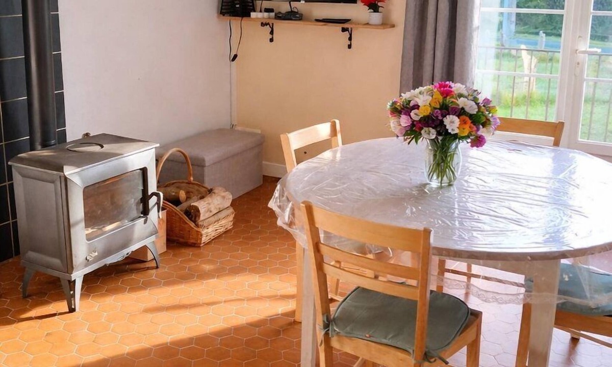 Le Grand-Pressigny House | The source - Le Grand-Pressigny