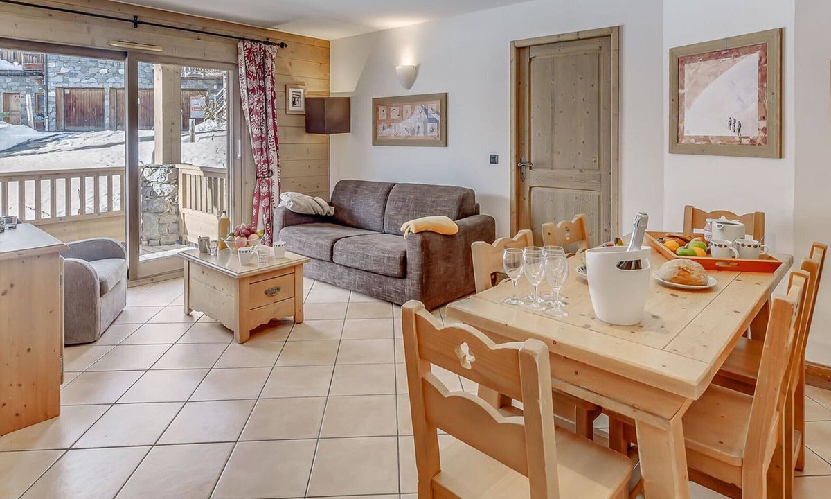 Les Almes Apartment | Tignes - Premium Apartment 6 ppl, balcony, parking included
