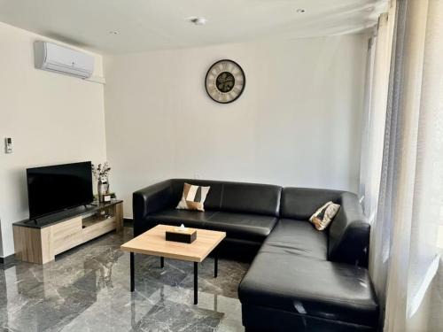 Privas Apartment | Tiny house