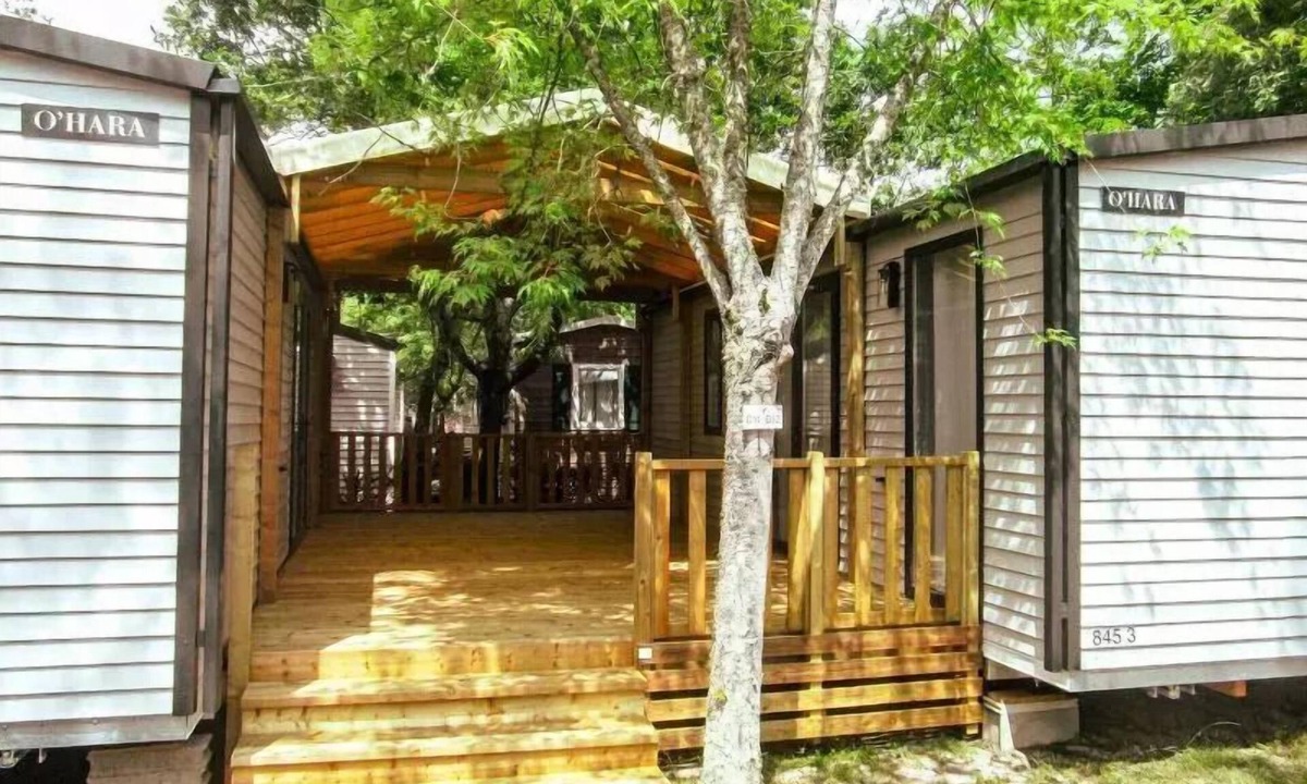 Plomodiern House | Tribu 5-room mobile home for 12 people