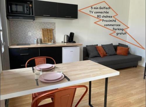 Valence Apartment | V2 Studio avec balcon, plein centre - 5 min Golfech