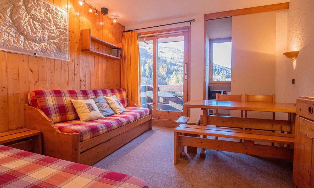 Valmorel Apartment | Valmorel: 2-room apartment on the slopes, pets allowed