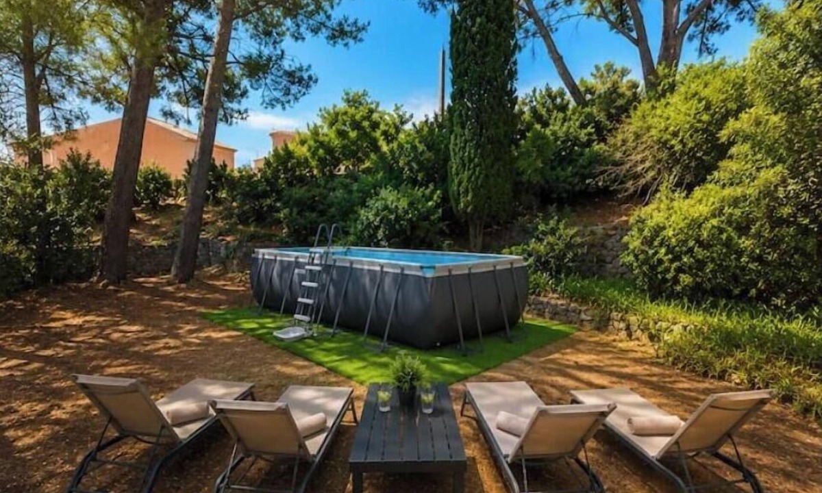 Ollioules House | Villa la grive sea view swimming pool land 5500m² absolute calm