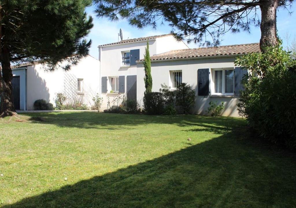 Cheray House | Villa 6 Personnes à Saint-Georges-d'Oléron avec Jardin - FR-1-246A-410