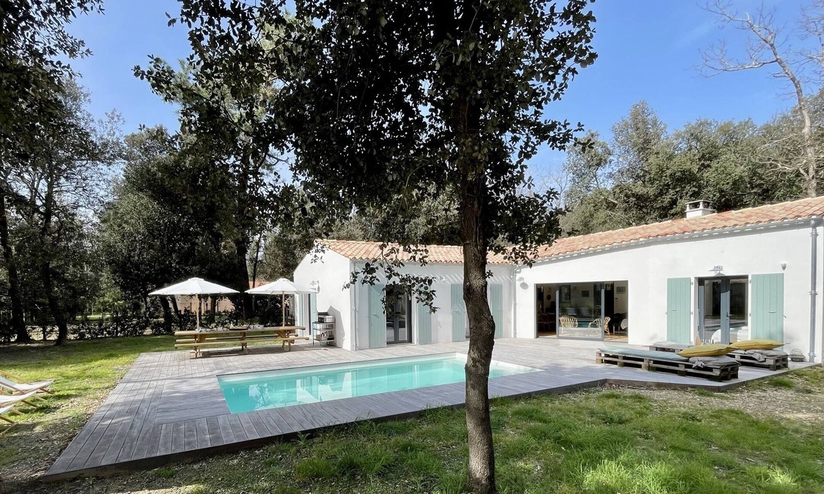 Dolus-d'Oleron Villa | Villa ALL COMFORT, Charm, relaxation, SWIMMING POOL, SEA and FOREST, Ile d'Oléron