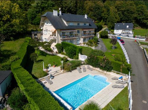 Ayzac-Ost Apartment | Villa avec piscine face aux Pyrénées