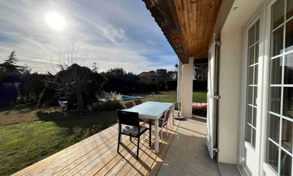 Cabries Villa | Villa Avec Piscine. Proximité Golf et Centre Équestre. Et Sentiers de Randonnées