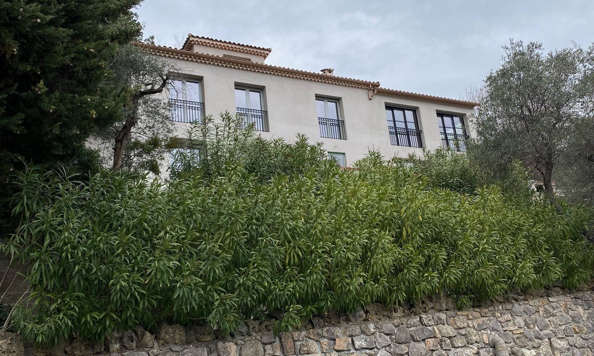 Les Baraques Villa | Villa Avec Piscine, vue les Alpes, Village de Mougins et la mer