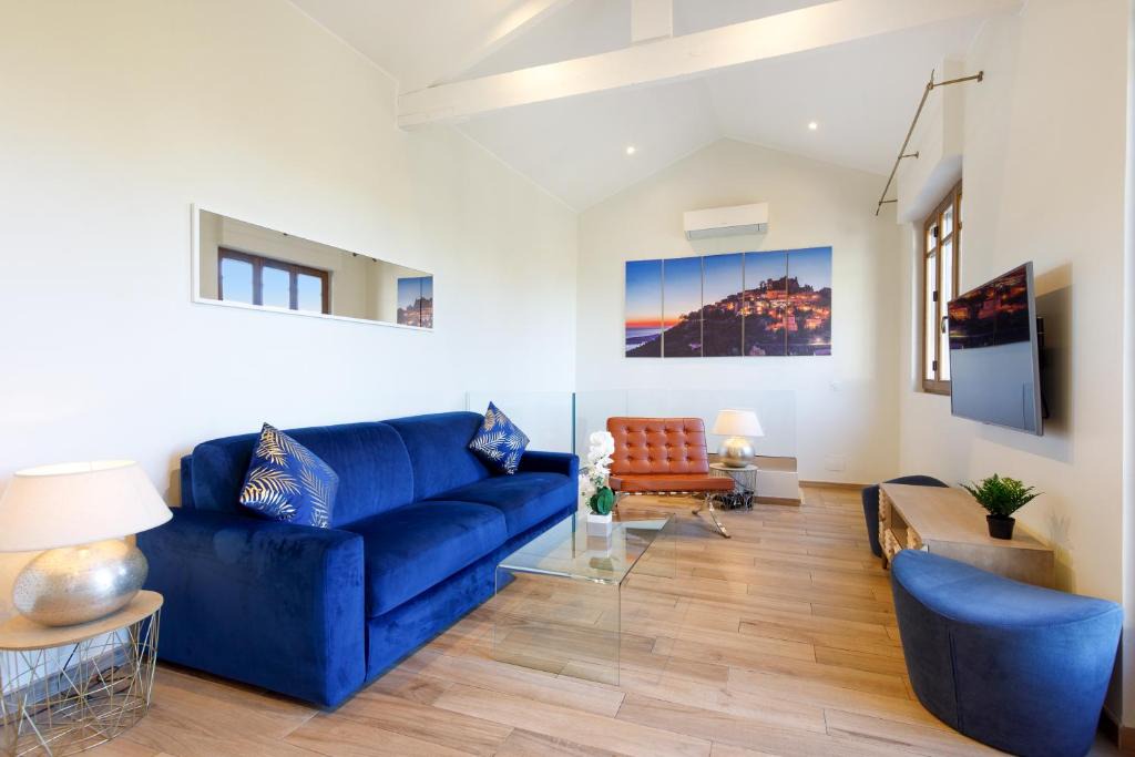 Eze Apartment | Villa d exception avec terrasse, jacuzzi, vue mer, parking, en plein cœur du village de Eze