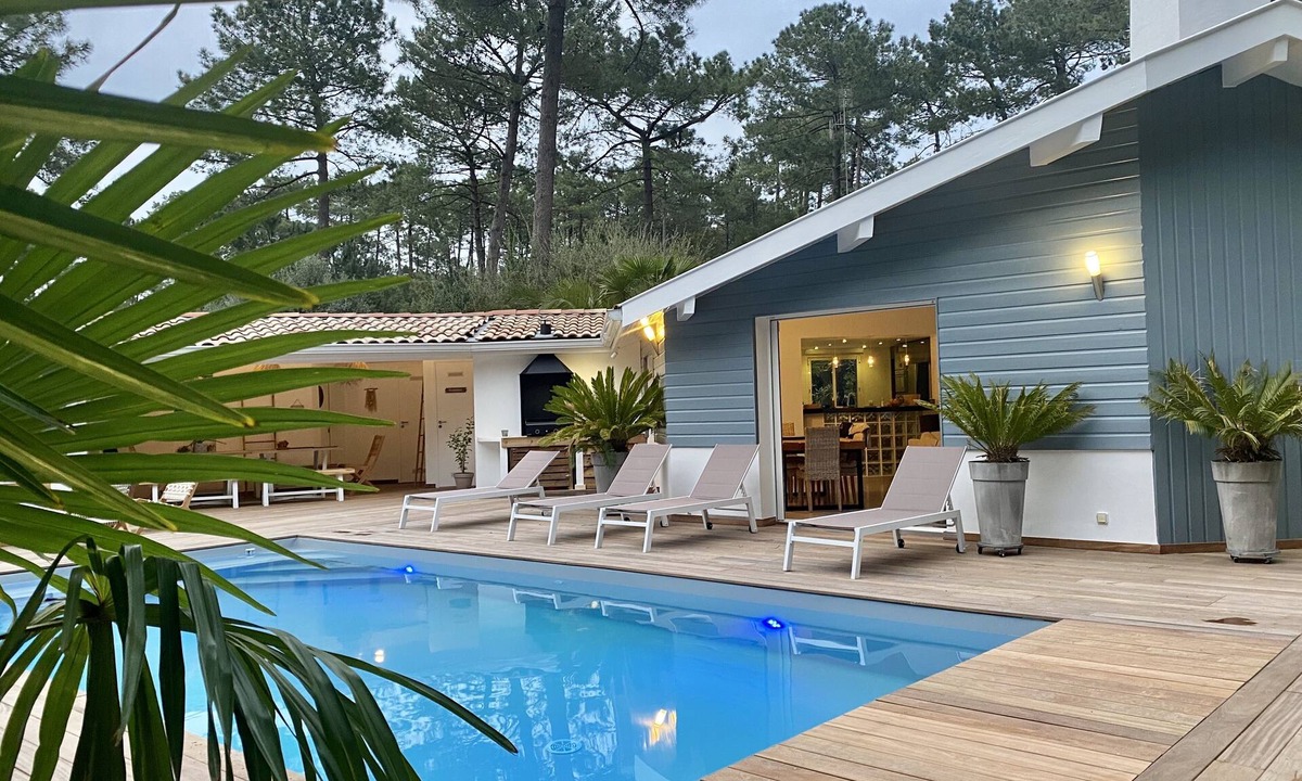 Soorts-Hossegor Villa | Villa Djun Hossegor 4 *, 12 people with swimming pool