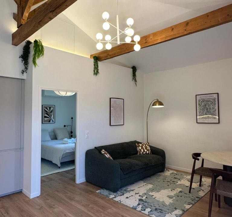 Saint-Laurent-du-Var Apartment | Villa Loan - Apartment with garden