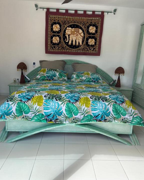 Les Esterets du Lac Bed & Breakfast | VILLA MARILIS